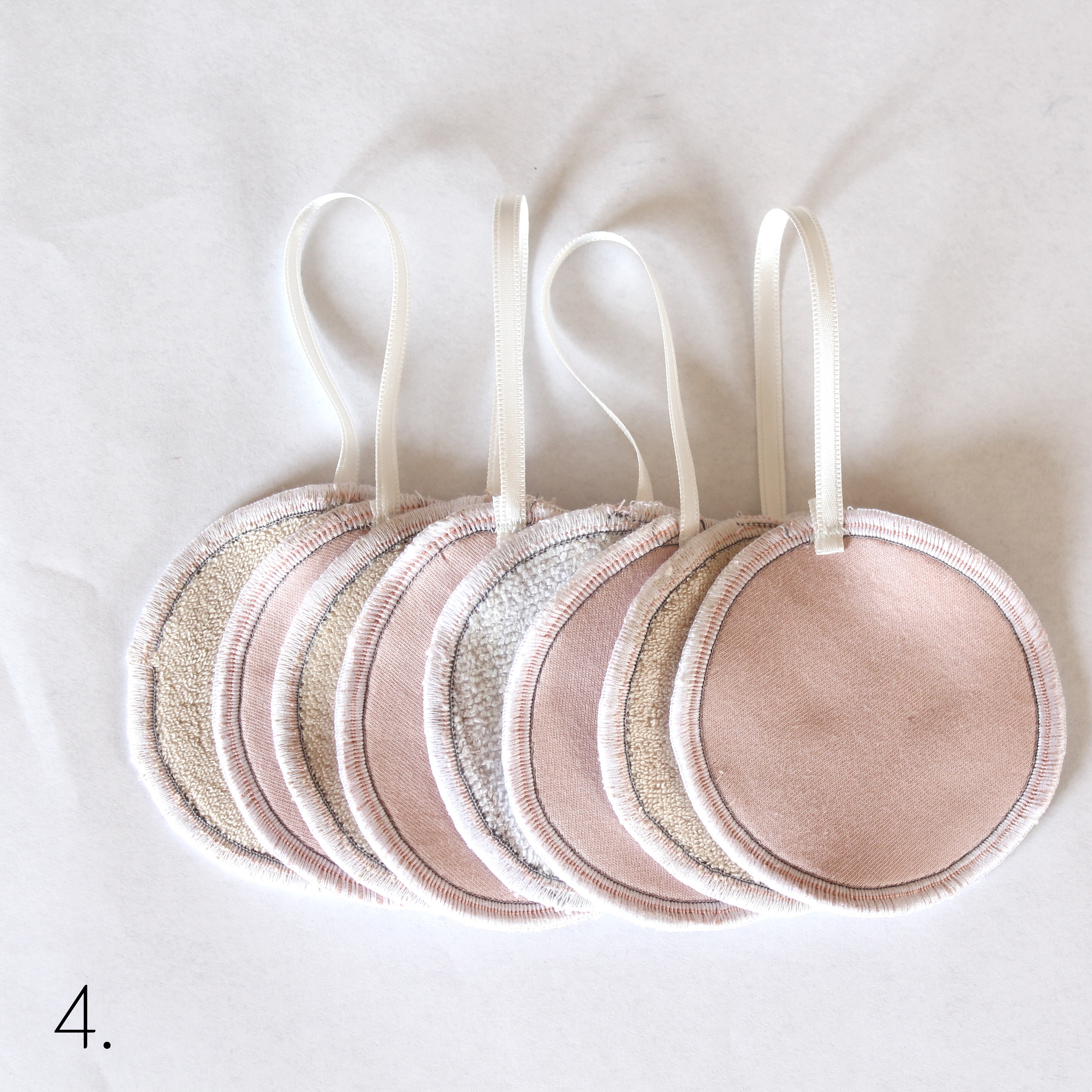 Ronds de démaquillage - La sirène corsetée